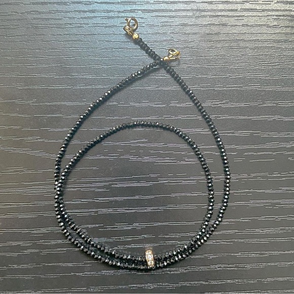 18k + Diamond + black spinel necklace - Picture 3 of 3